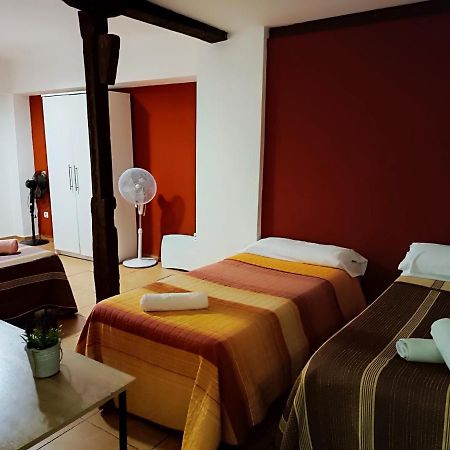 Corrala De San Anton. Sencillo Apartamento En Pleno Centro Granada Eksteriør billede
