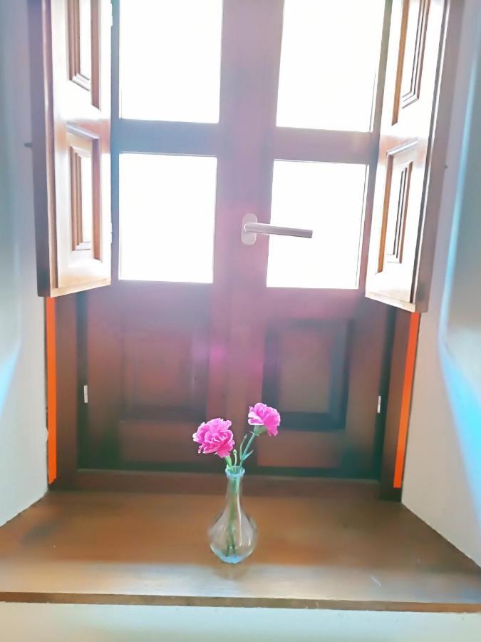 Corrala De San Anton. Sencillo Apartamento En Pleno Centro Granada Eksteriør billede