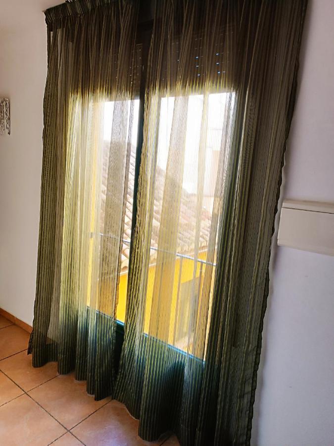 Corrala De San Anton. Sencillo Apartamento En Pleno Centro Granada Eksteriør billede